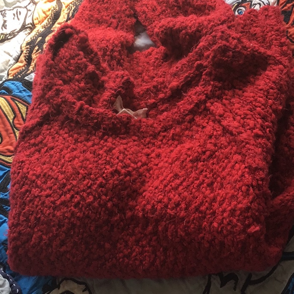 Yes Lola Sweater - Picture 13 of 13
